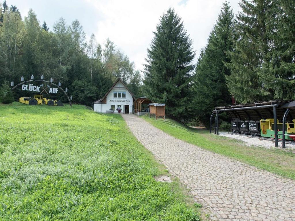 Ferienwohnung Ripa Erzgebirge In Schwarzenberg Шварценберг Екстер'єр фото
